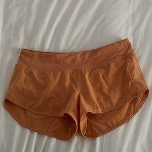 Lululemon Speed Up Lined Shorts 2.5’’ (size 6)